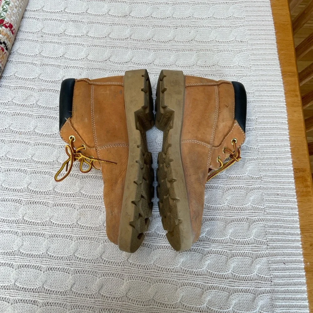 Timberland sz tan